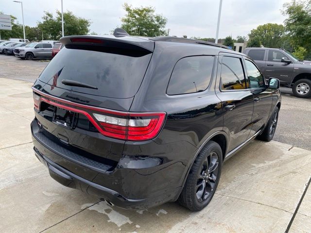 Used 2025 Dodge Durango R/T AWD/4WD image 3