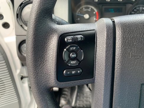Used 2014 Ford F550 4x4 Regular Cab Super Duty image 14