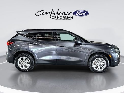 Used 2022 Chevrolet Blazer LT w/ Sound & Technology Package FWD image 10