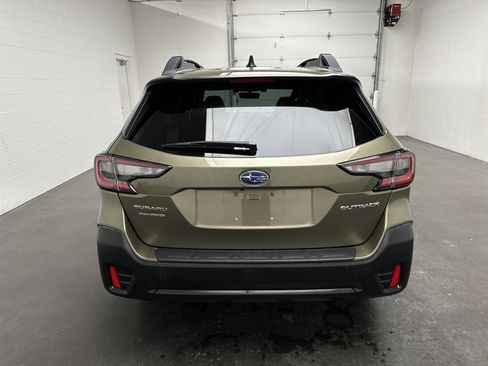 Used 2020 Subaru Outback Premium w/ Popular Package #1 AWD/4WD image 8