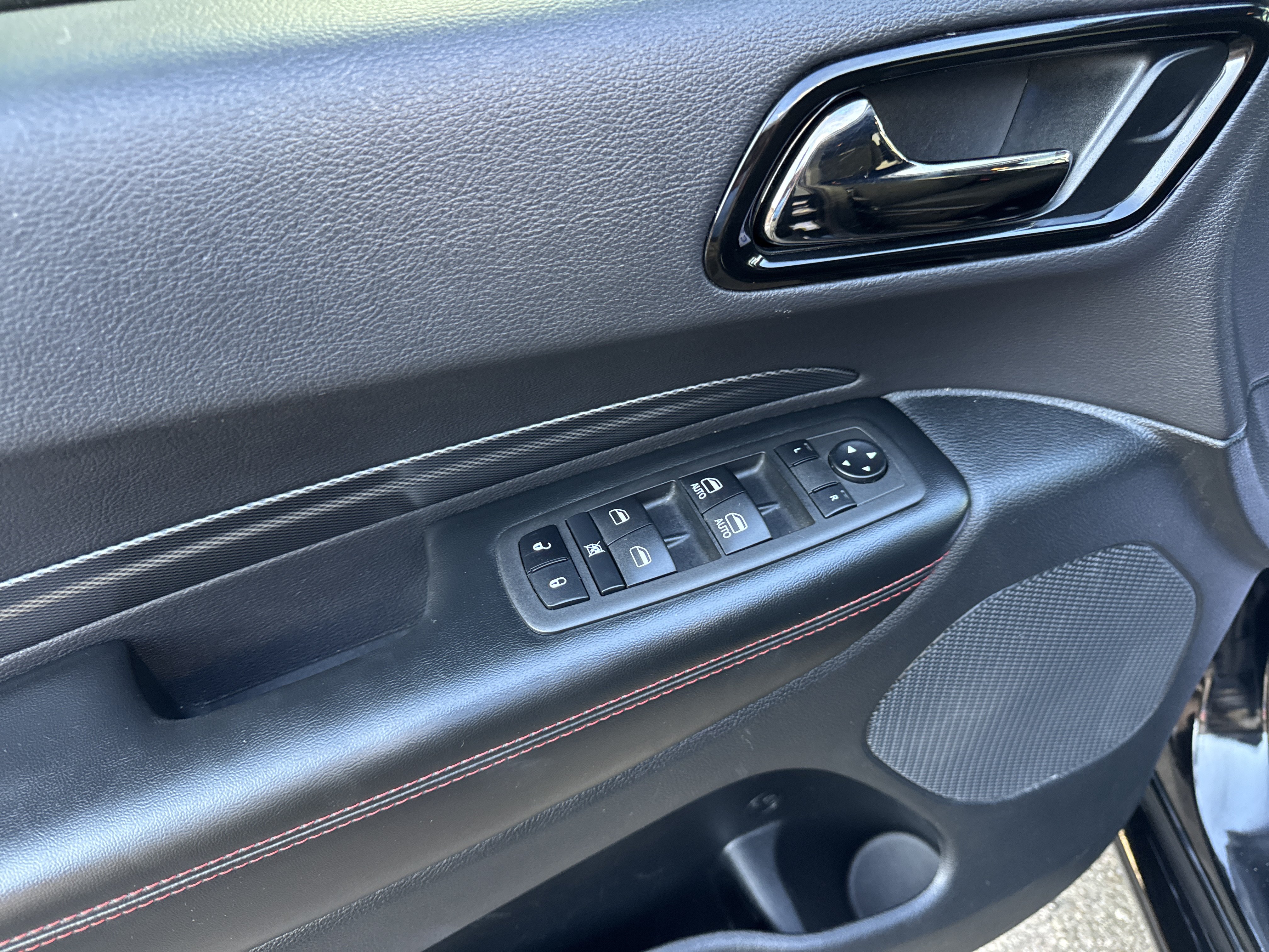 Used 2023 Dodge Durango GT RWD image 21