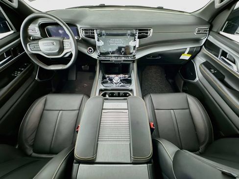 New 2026 Jeep Grand Wagoneer 4WD image 9