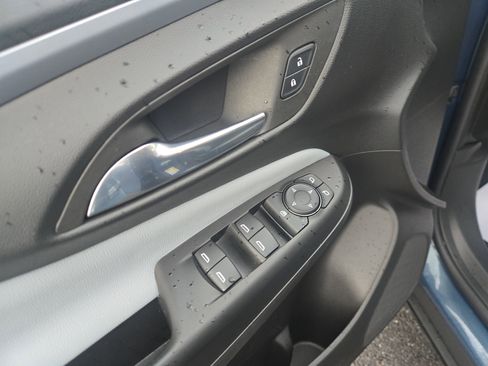 Used 2024 Buick Envista Preferred w/ Advanced Safety Package image 16