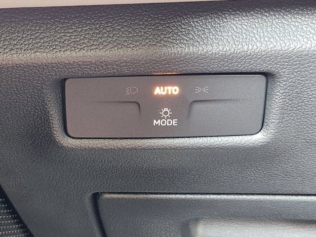 New 2026 Volkswagen Tiguan SE AWD/4WD image 19