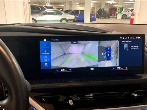 Certified 2023 BMW XM AWD/4WD image 34