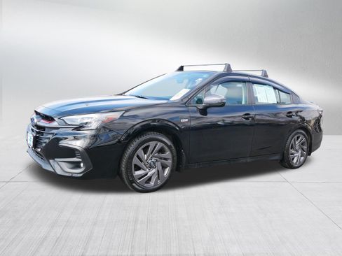 Used 2024 Subaru Legacy Premium AWD/4WD image 3