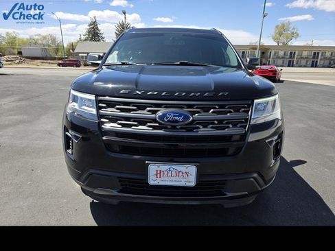 Used 2019 Ford Explorer XLT w/ Equipment Group 202A image 2