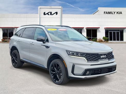 Certified 2023 Kia Sorento AWD image 1