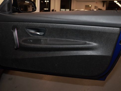 Used 2019 BMW M4 CS w/ Executive Package image 19