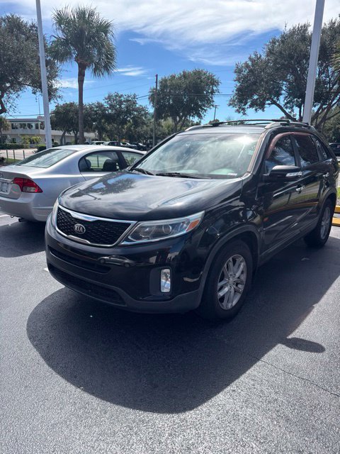Used 2014 Kia Sorento LX FWD image 1