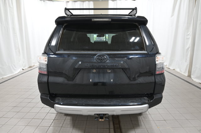 Used 2023 Toyota 4Runner TRD Off-Road Premium w/ Moonroof Package AWD/4WD image 12