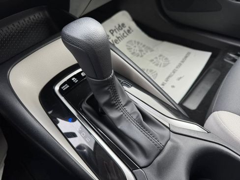 Certified 2023 Toyota Corolla LE image 4