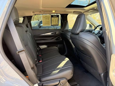 Used 2026 INFINITI QX60 Luxe w/ Cargo Package image 39