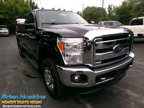 Used 2016 Ford F250 XLT w/ XLT Premium Package AWD/4WD image 1
