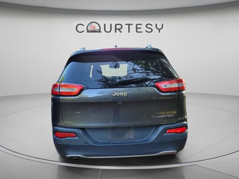 Used 2015 Jeep Cherokee Limited w/ Luxury Group FWD image 16