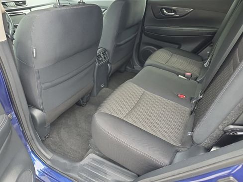 Used 2019 Nissan Rogue SV w/ Premium Package AWD/4WD image 12