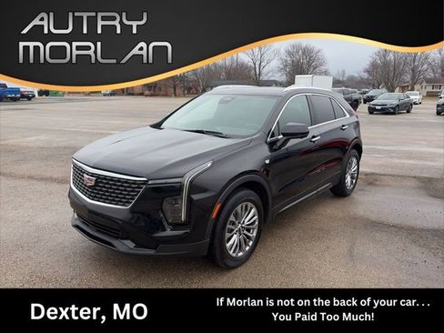Used 2025 Cadillac XT4 Premium Luxury image 1