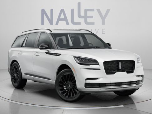 Used 2024 Lincoln Aviator AWD w/ Premium Package image 6