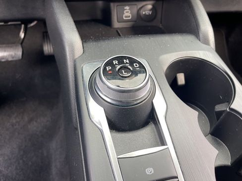 Used 2025 Ford Escape ST-Line image 18