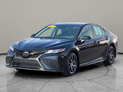 Certified 2023 Toyota Camry SE w/ Blackout Package (TMS) FWD image 2