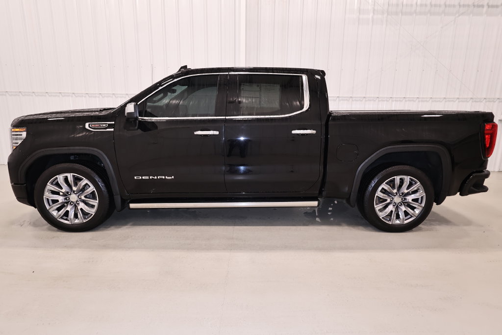 Used 2024 GMC Sierra 1500 Denali w/ Denali Reserve Package AWD/4WD image 7