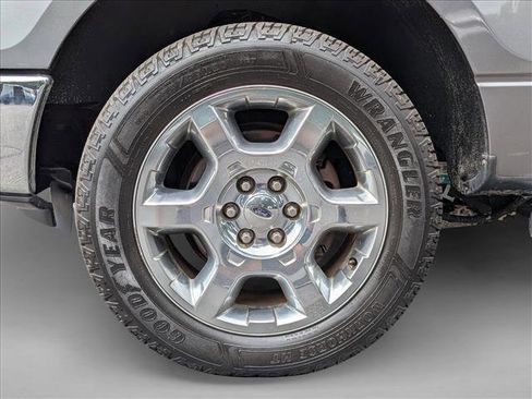 Used 2014 Ford F150 XLT w/ Equipment Group 302A Luxury AWD/4WD image 18