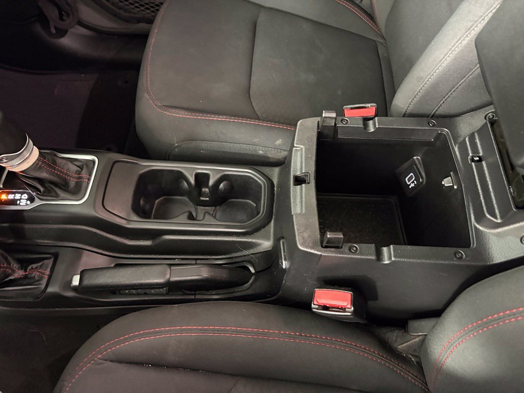 Used 2023 Jeep Wrangler Unlimited Rubicon AWD/4WD image 31