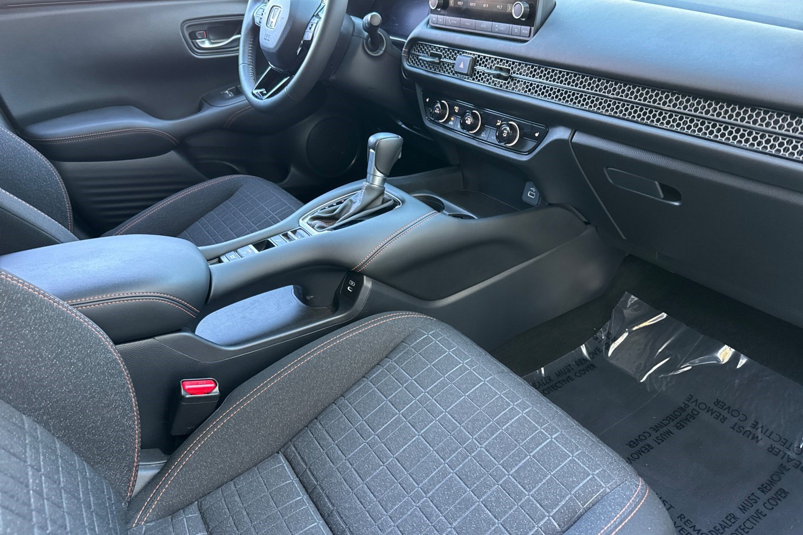 Used 2025 Honda HR-V Sport image 33