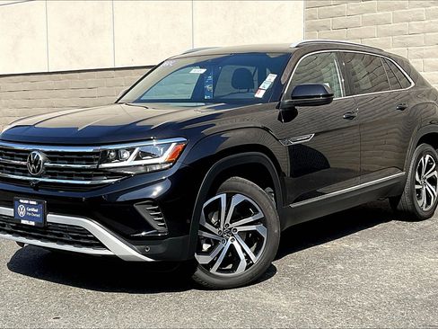 Used 2021 Volkswagen Atlas Cross Sport SEL Premium image 12
