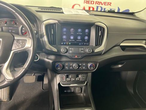 Used 2021 GMC Terrain SLT w/ Elevation Edition image 17