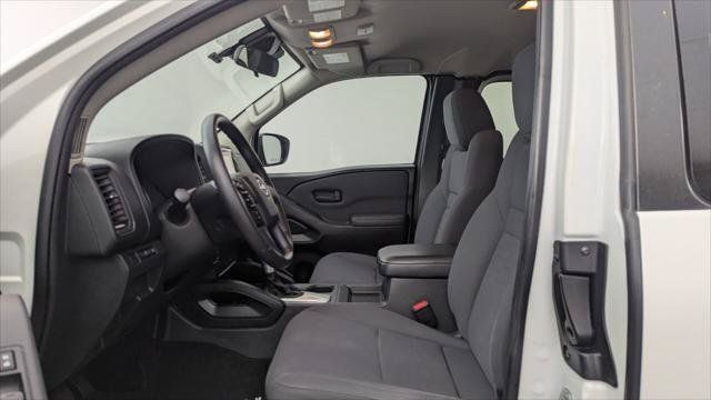 Used 2022 Nissan Frontier S w/ Technology Package RWD image 14