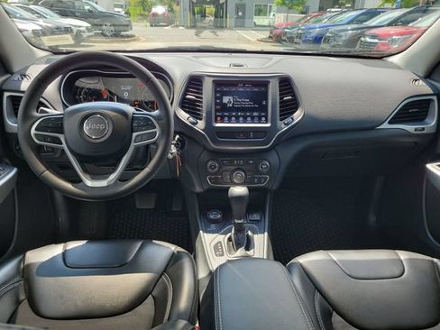 Certified 2022 Jeep Cherokee Latitude AWD/4WD image 18