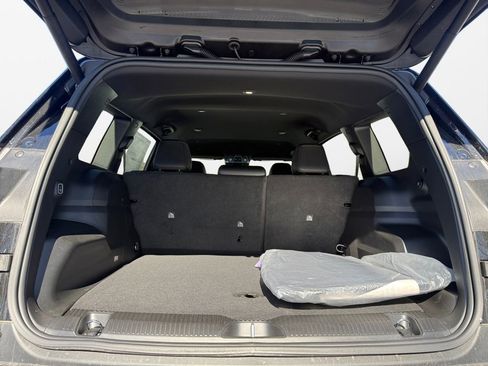 New 2026 Jeep Cherokee Limited image 18