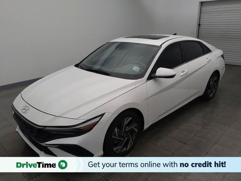 Used 2024 Hyundai Elantra SEL w/ Convenience Package FWD image 1