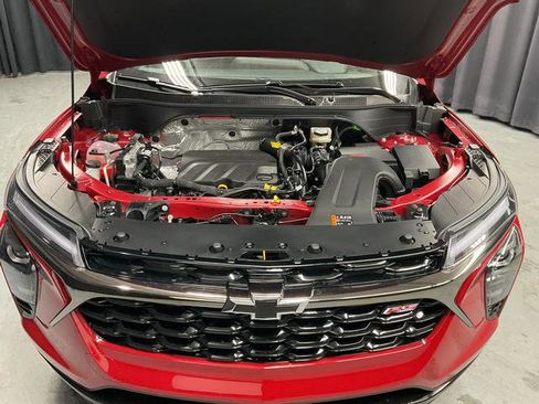 New 2026 Chevrolet Trax RS w/ Sunroof Package image 16