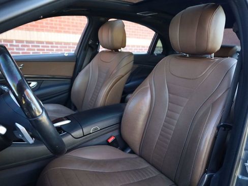 Used 2018 Mercedes-Benz S 560 S 560 4MATIC Sedan image 21