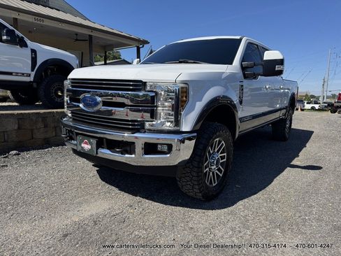 Used 2018 Ford F250 Lariat w/ Lariat Value Package AWD/4WD image 2