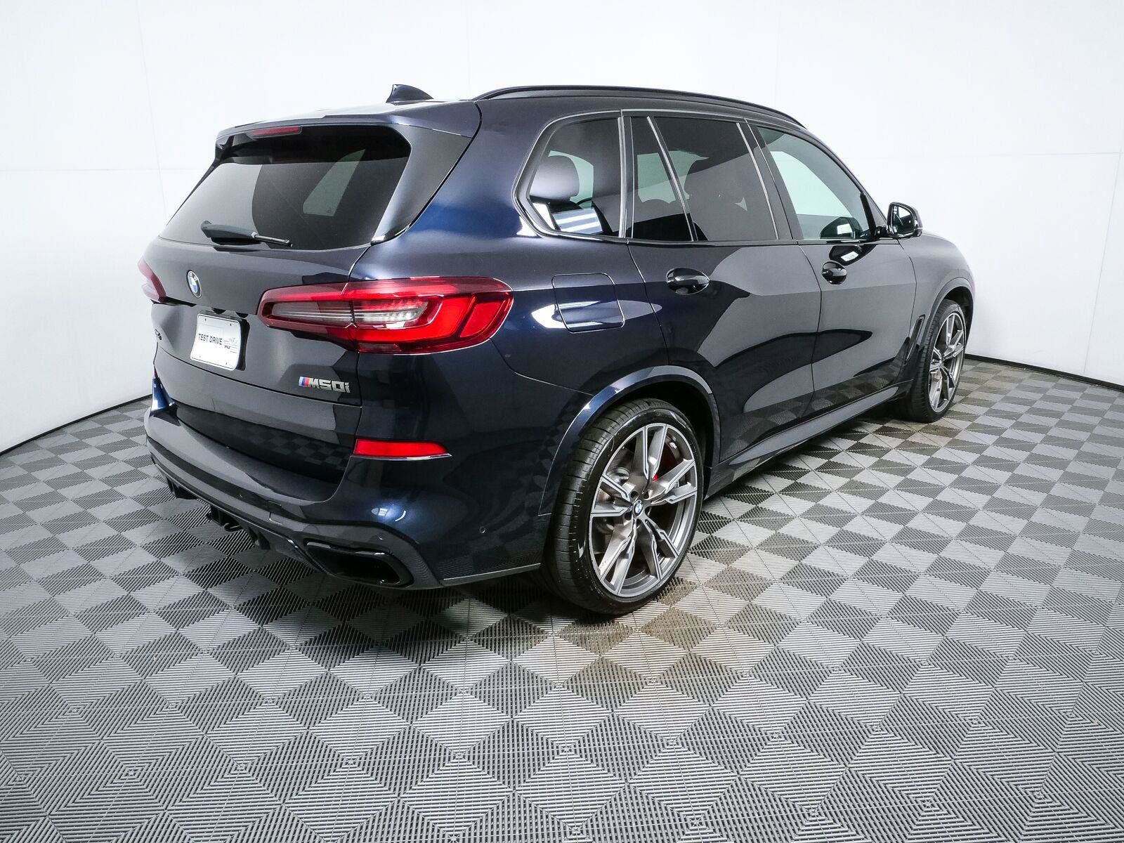 Used 2021 BMW X5 M50i w/ Executive Package AWD/4WD image 29