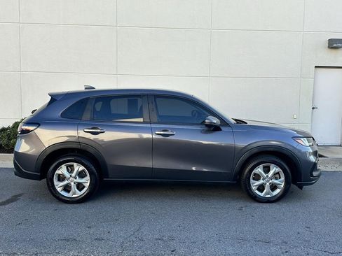 Used 2023 Honda HR-V LX image 5