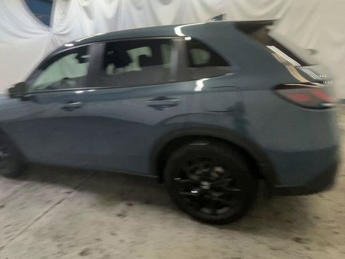 Used 2025 Honda HR-V Sport image 6