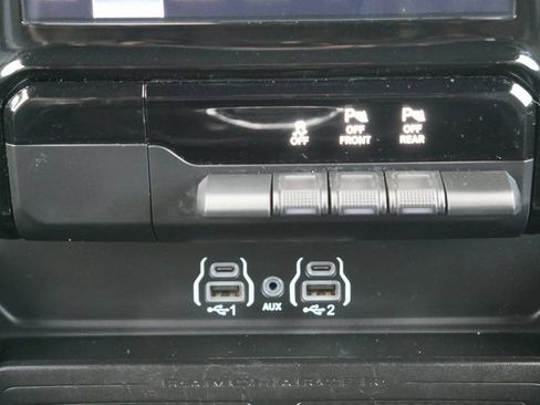 Used 2025 RAM 1500 Laramie image 19