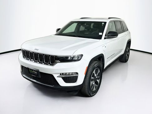 Used 2024 Jeep Grand Cherokee Limited 4xe AWD/4WD image 3