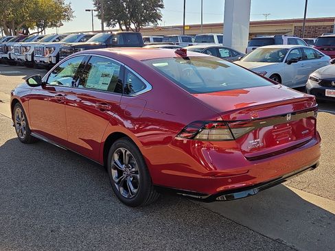 New 2025 Honda Accord EX-L image 3