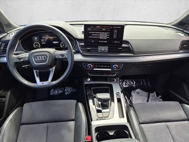 Used 2023 Audi Q5 e Premium Plus w/ Premium Plus Package AWD/4WD image 17