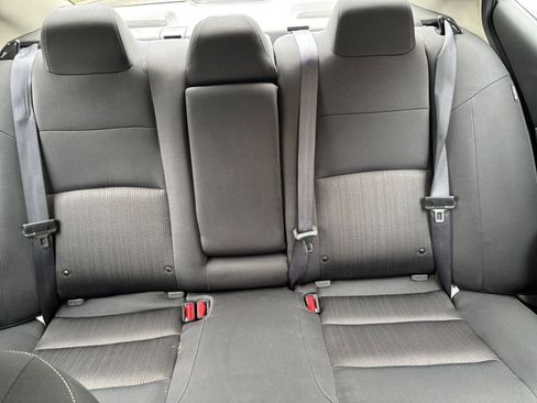 Used 2025 Nissan Altima 2.5 SV FWD image 33