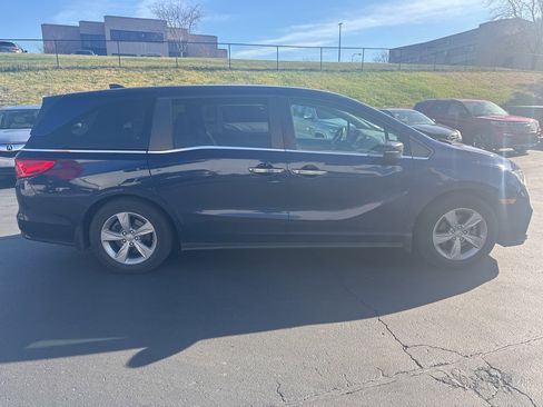 Used 2018 Honda Odyssey EX-L image 3