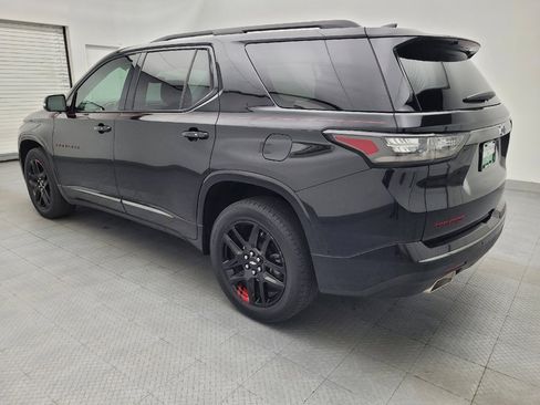 Used 2020 Chevrolet Traverse Premier w/ Redline Edition FWD image 3