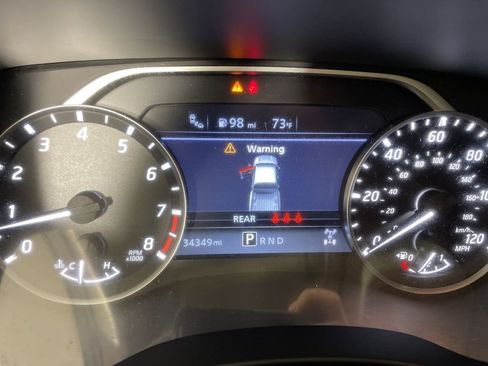 Used 2024 Nissan Frontier SV w/ SV Convenience Package image 23