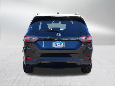 Used 2026 Honda Pilot Black Edition image 6