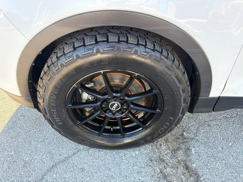 Used 2018 Ford Escape SE w/ SE Sport Appearance Package AWD/4WD image 9